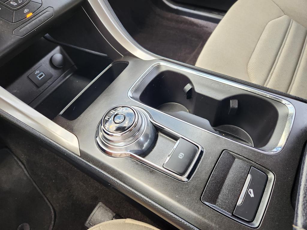 2019 Ford Fusion S 15