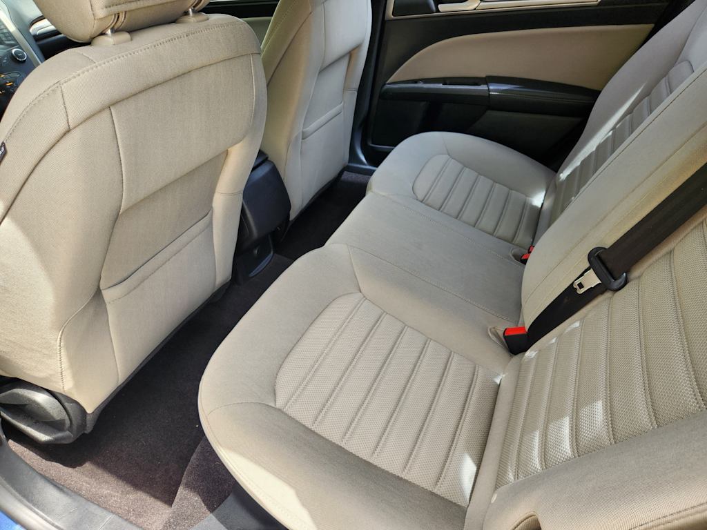 2019 Ford Fusion S 12