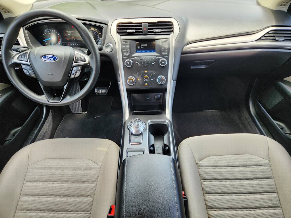 2019 Ford Fusion S 9