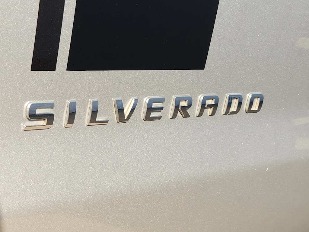 Thumbnail: 2018 Chevrolet Silverado 1500 - 6