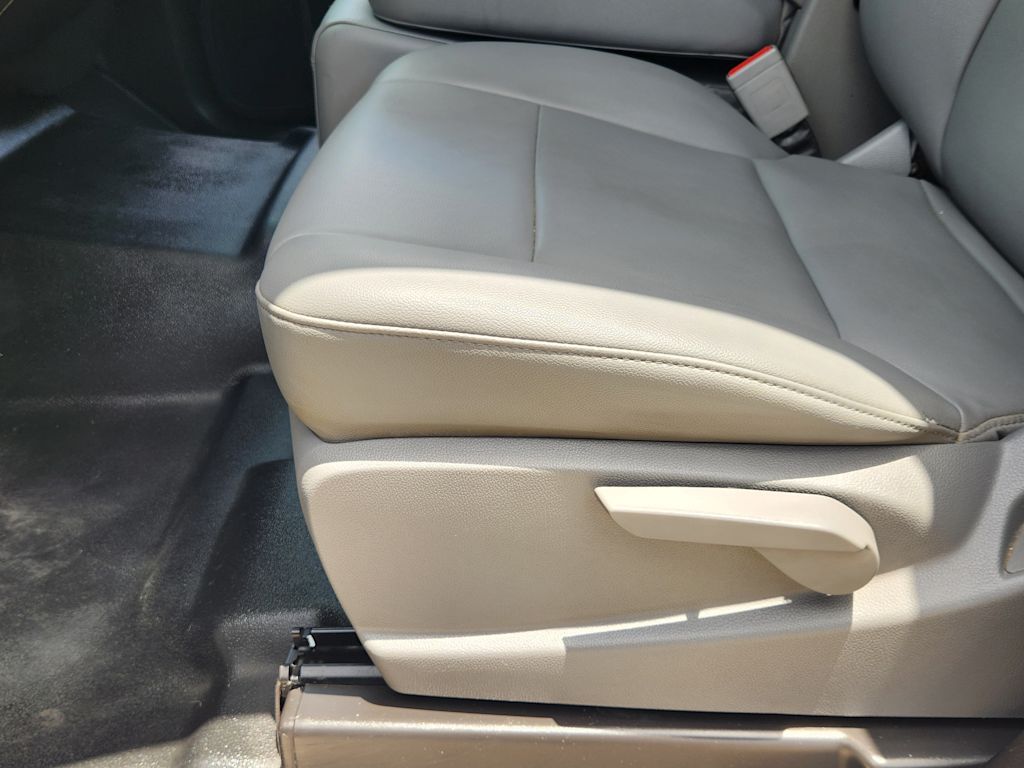 Thumbnail: 2014 Chevrolet Silverado 1500 - 30