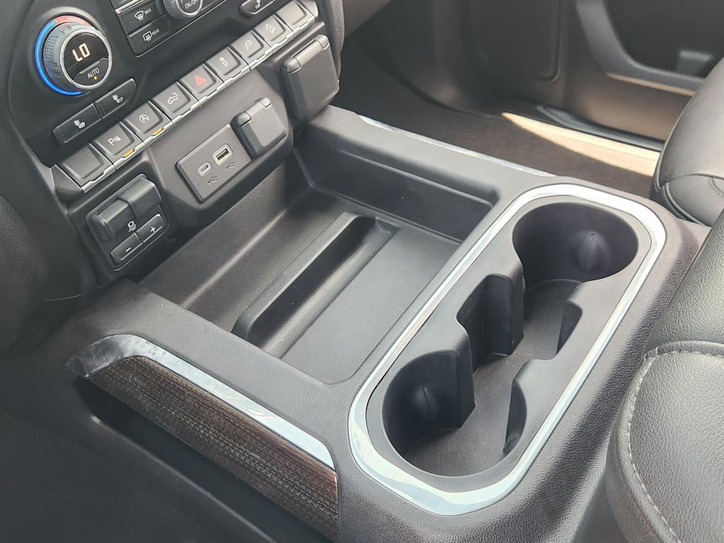 Thumbnail: 2021 Chevrolet Silverado 1500 - 16
