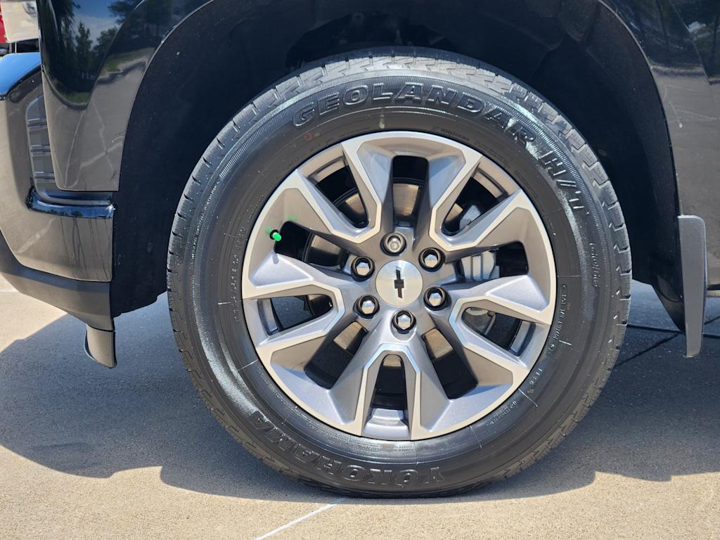 Thumbnail: 2021 Chevrolet Silverado 1500 - 21