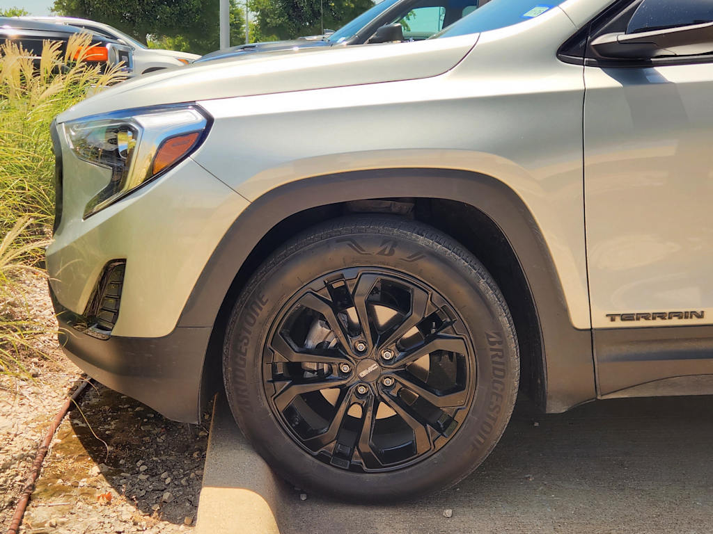 Thumbnail: 2021 GMC Terrain - 10