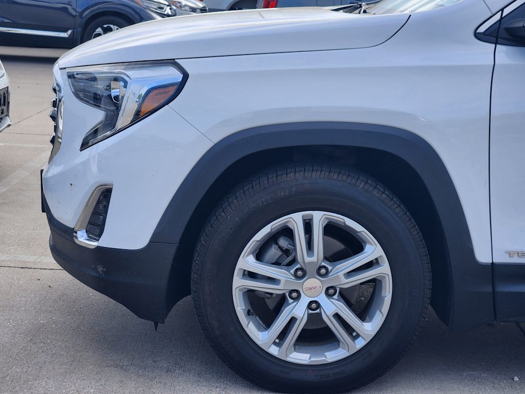 Thumbnail: 2021 GMC Terrain - 10