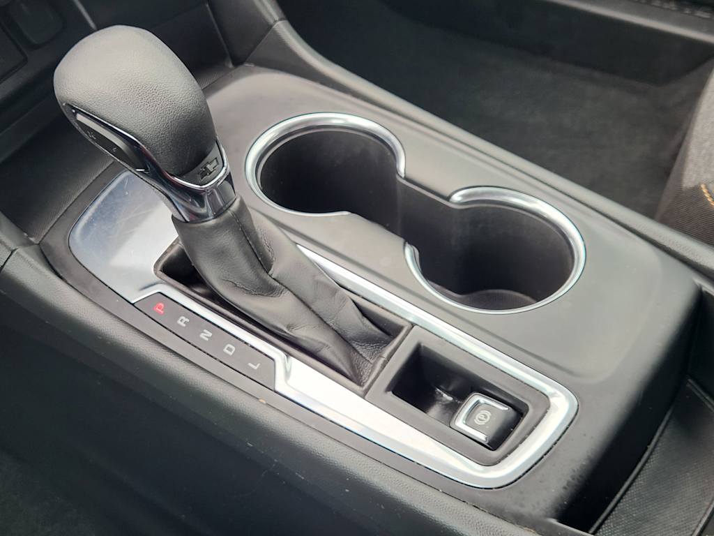 Thumbnail: 2023 Chevrolet Equinox - 16