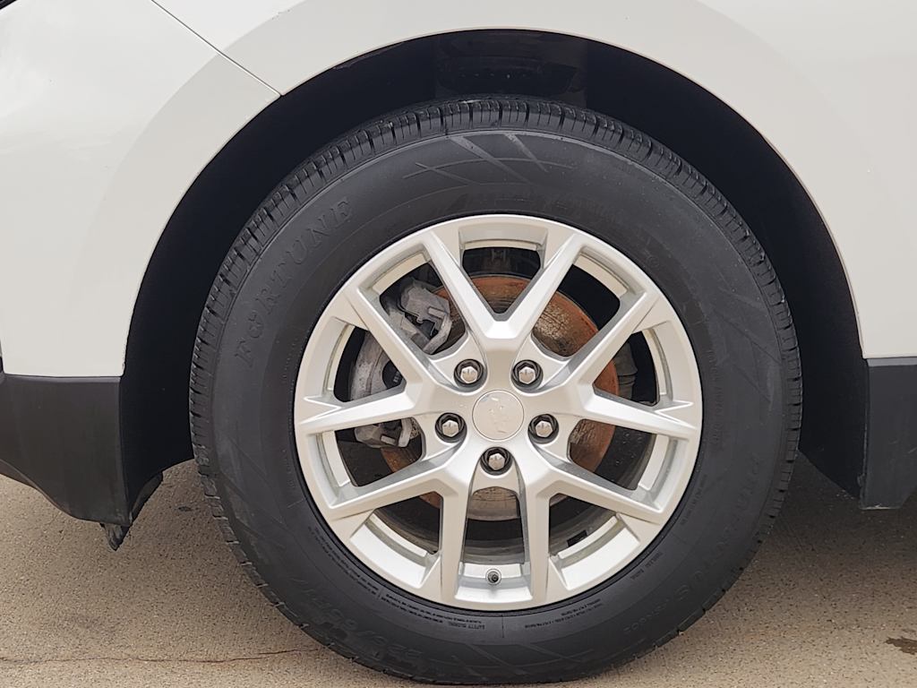 Thumbnail: 2023 Chevrolet Equinox - 22