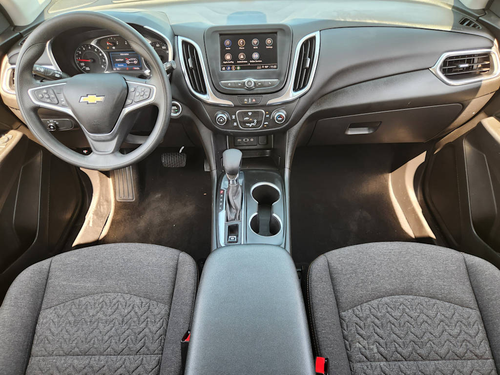 Thumbnail: 2022 Chevrolet Equinox - 10