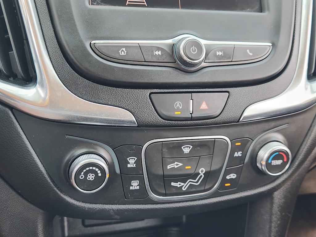 Thumbnail: 2022 Chevrolet Equinox - 26
