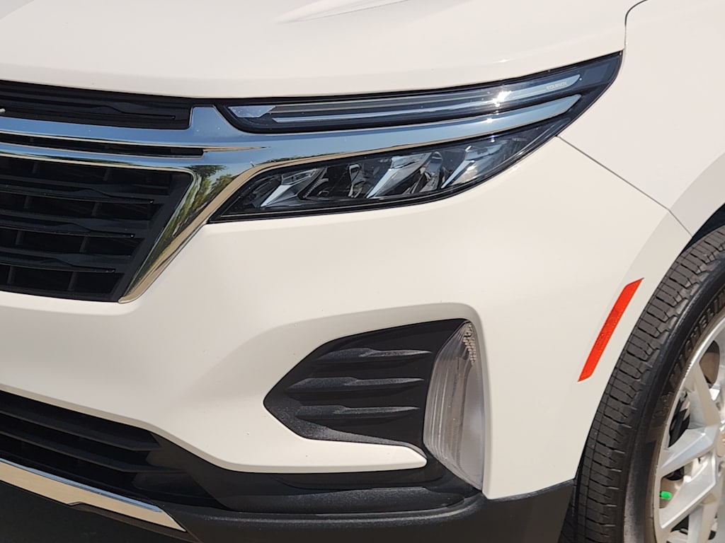 Thumbnail: 2022 Chevrolet Equinox - 23