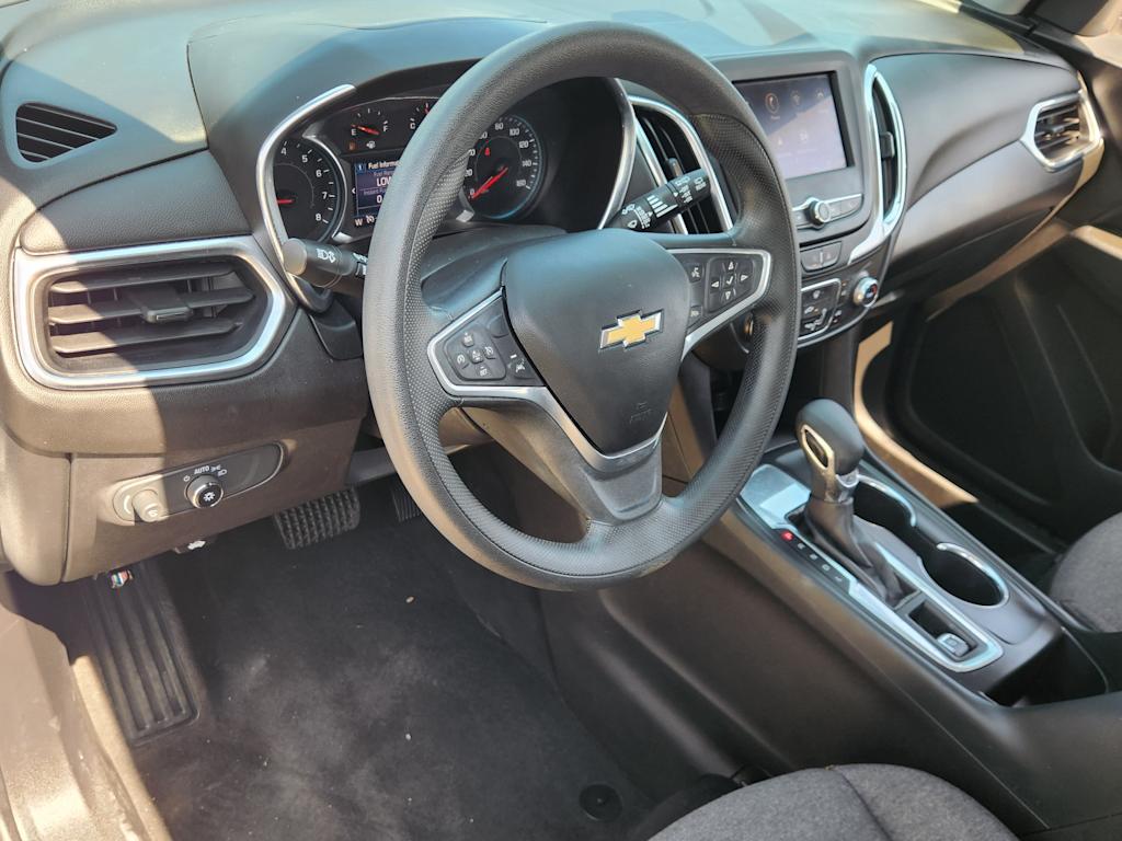 Thumbnail: 2022 Chevrolet Equinox - 2