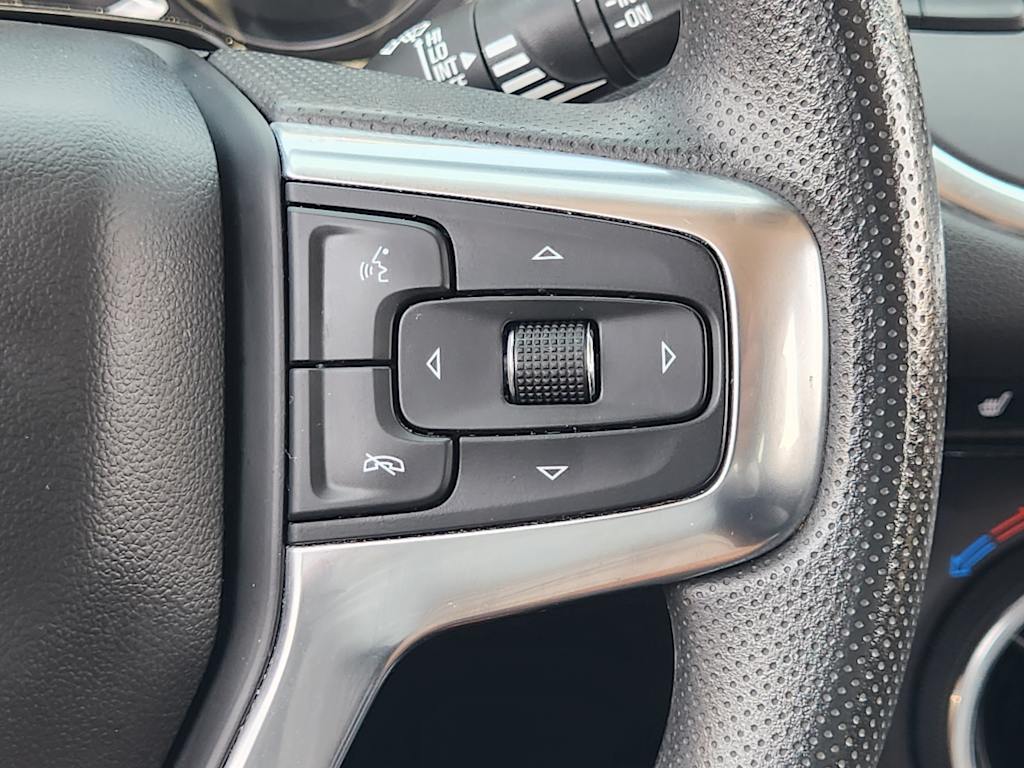 Thumbnail: 2021 Chevrolet Blazer - 32