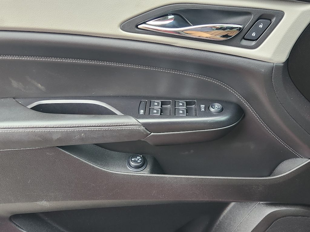 Thumbnail: 2016 Cadillac SRX - 28