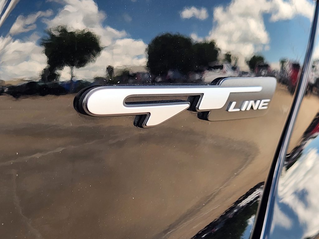 Thumbnail: 2022 Kia Forte - 6