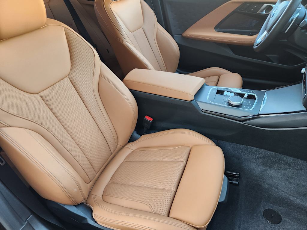 Thumbnail: 2024 BMW 2 Series - 11