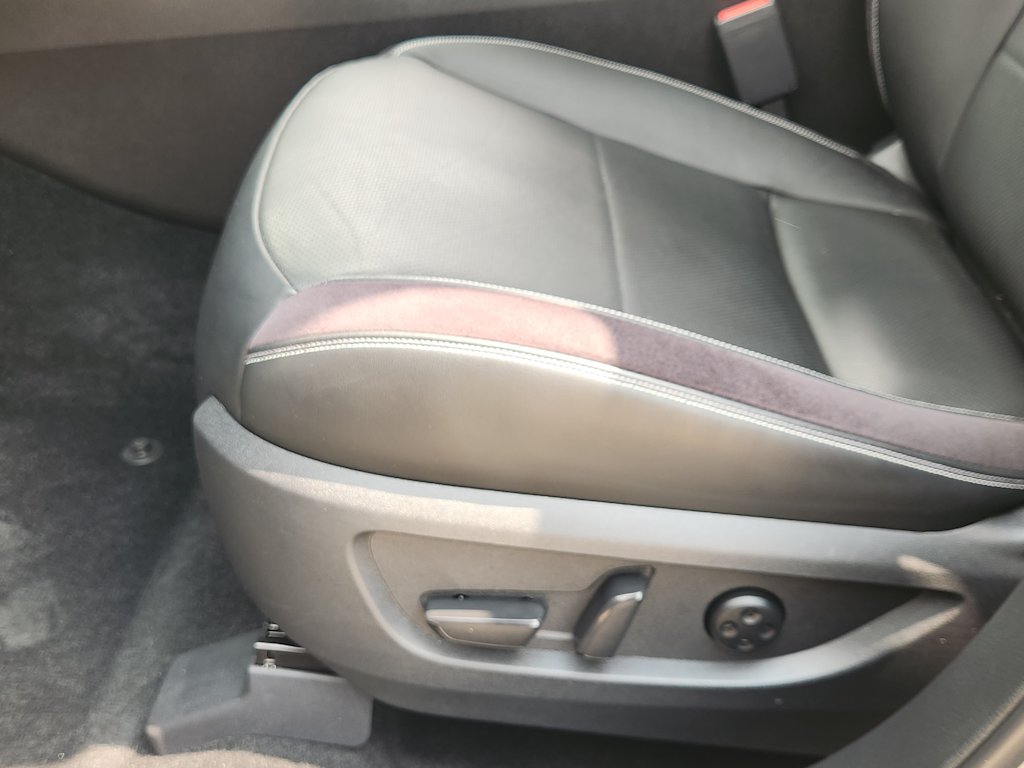 Thumbnail: 2023 INFINITI QX50 - 30