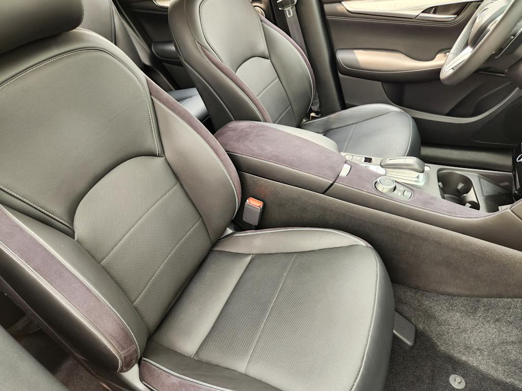 Thumbnail: 2023 INFINITI QX50 - 12