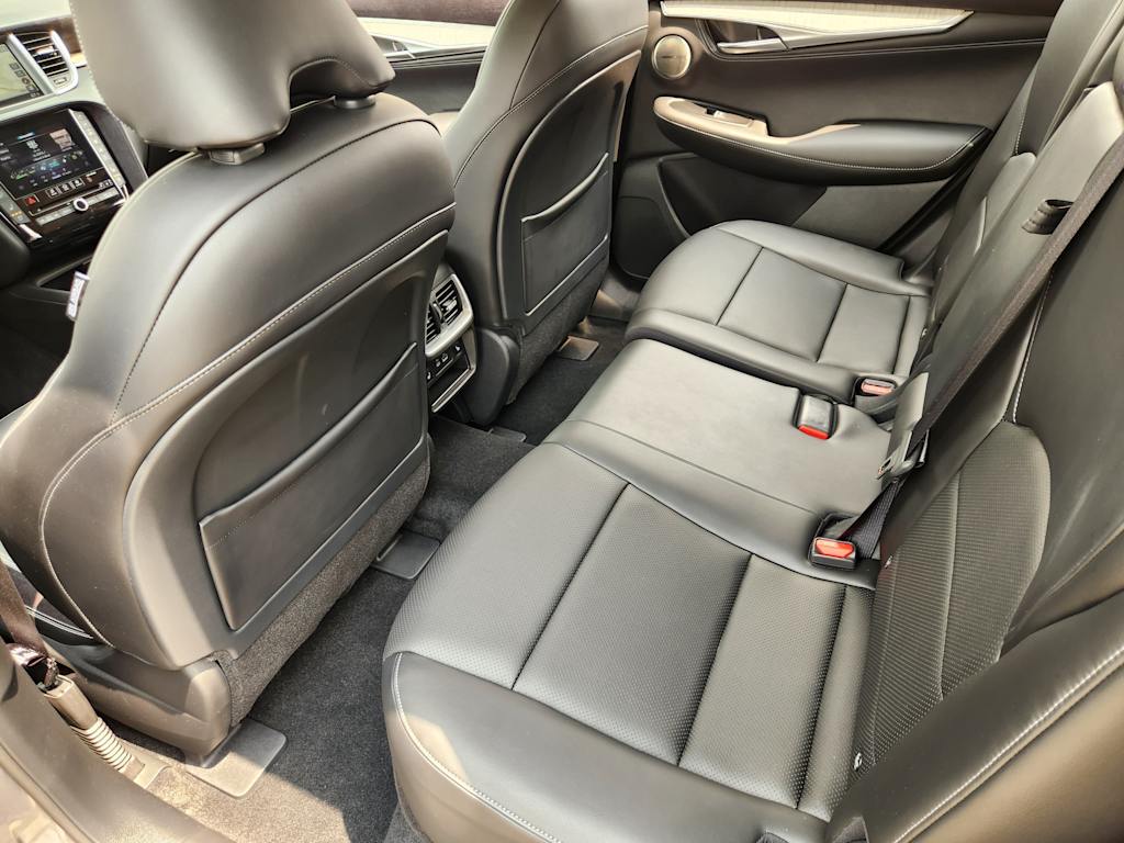 Thumbnail: 2023 INFINITI QX50 - 13