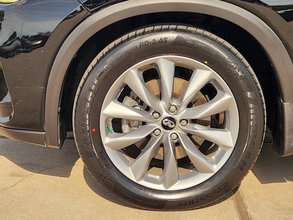 Thumbnail: 2019 INFINITI QX50 - 21