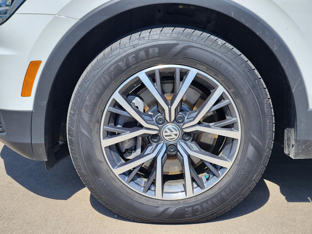2021 Volkswagen Tiguan S 22