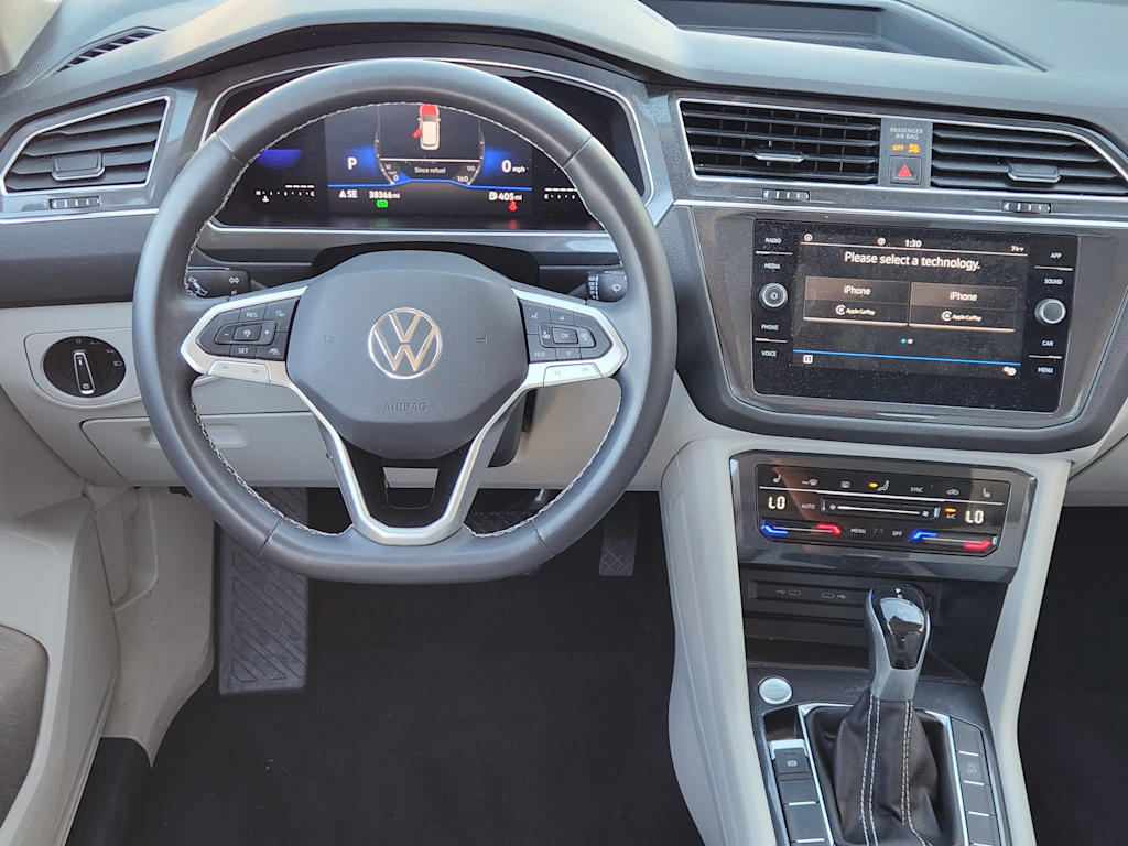Thumbnail: 2023 Volkswagen Tiguan - 13