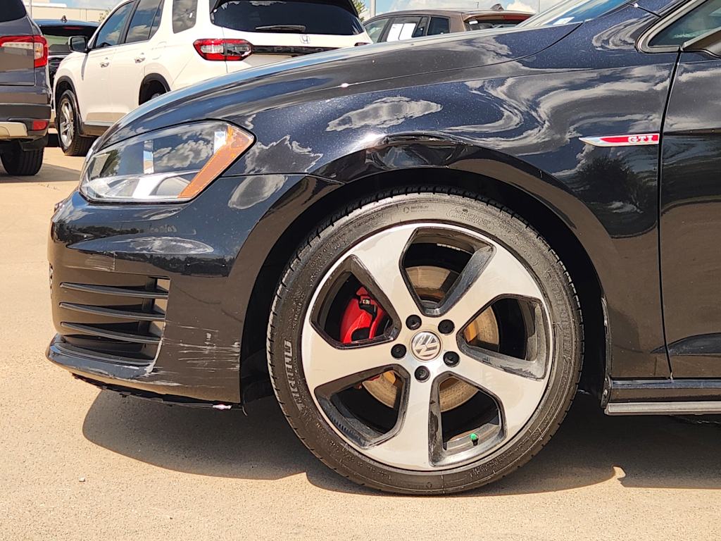 Thumbnail: 2017 Volkswagen Golf - 8