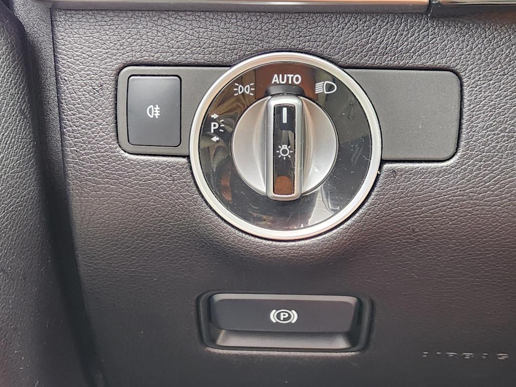 Thumbnail: 2017 Mercedes-Benz GLS - 25