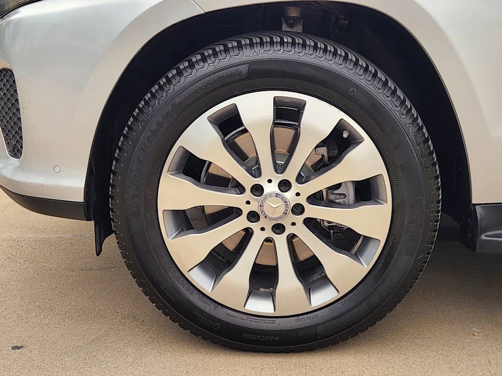 Thumbnail: 2017 Mercedes-Benz GLS - 32