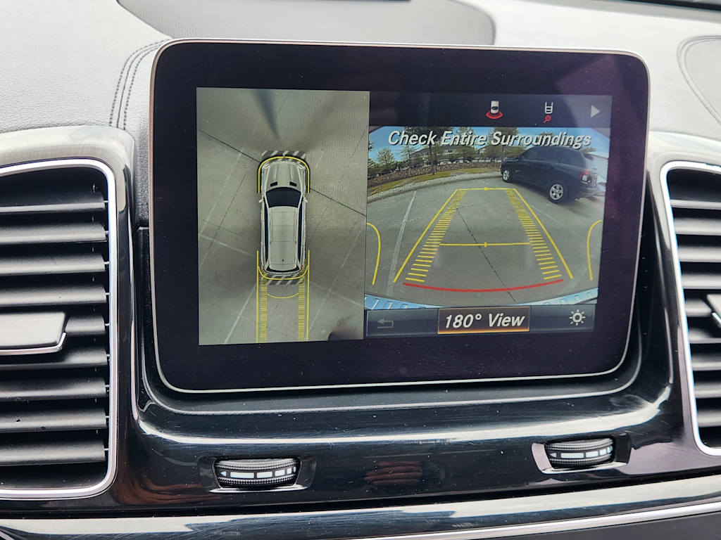 Thumbnail: 2017 Mercedes-Benz GLS - 23