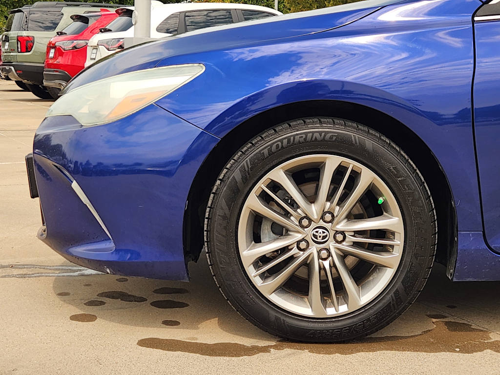 Thumbnail: 2016 Toyota Camry - 8