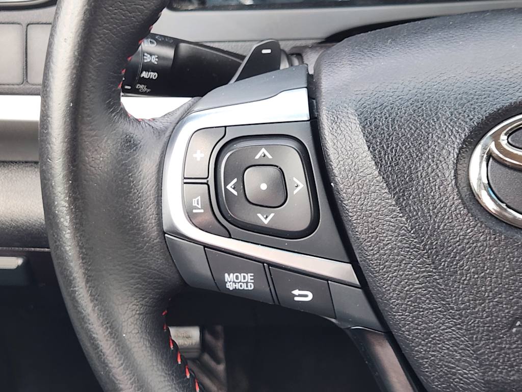 Thumbnail: 2016 Toyota Camry - 31