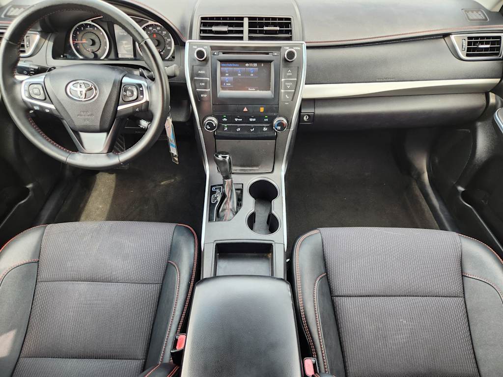Thumbnail: 2016 Toyota Camry - 10