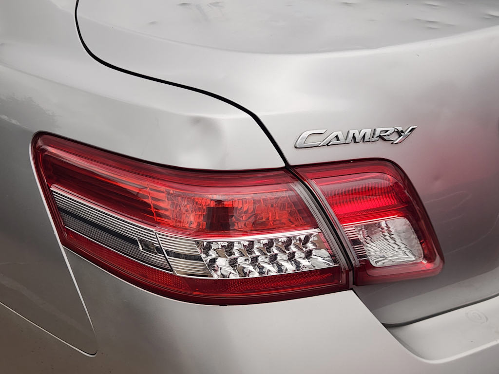 Thumbnail: 2011 Toyota Camry - 12