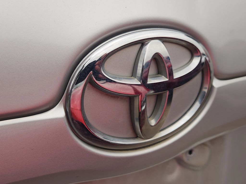 Thumbnail: 2011 Toyota Camry - 5