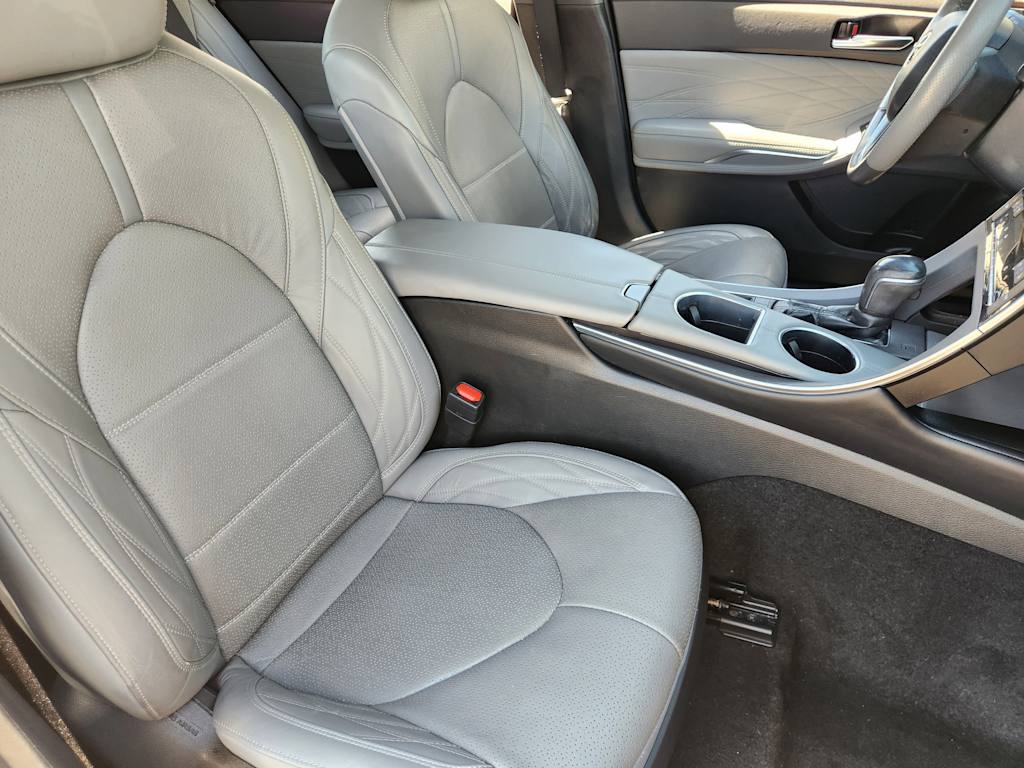 Thumbnail: 2020 Toyota Avalon - 12