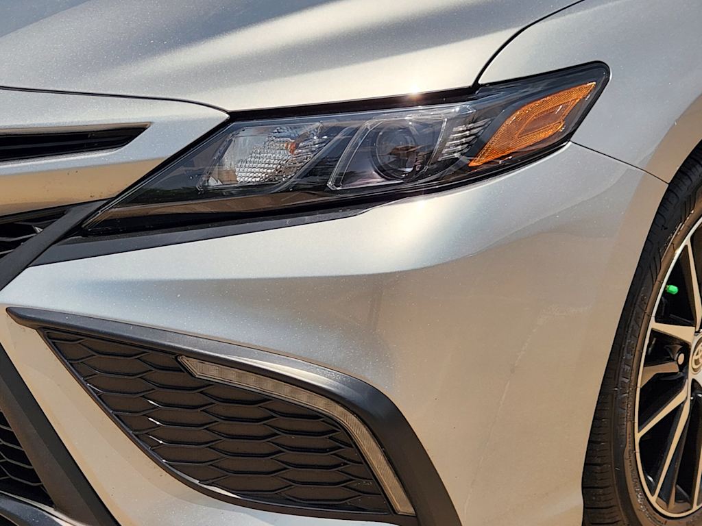 Thumbnail: 2023 Toyota Camry - 23