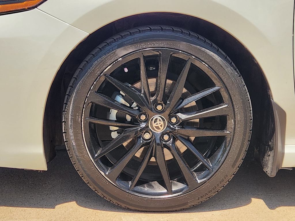Thumbnail: 2024 Toyota Camry - 8