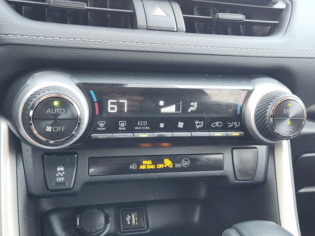 Thumbnail: 2024 Toyota RAV4 - 26