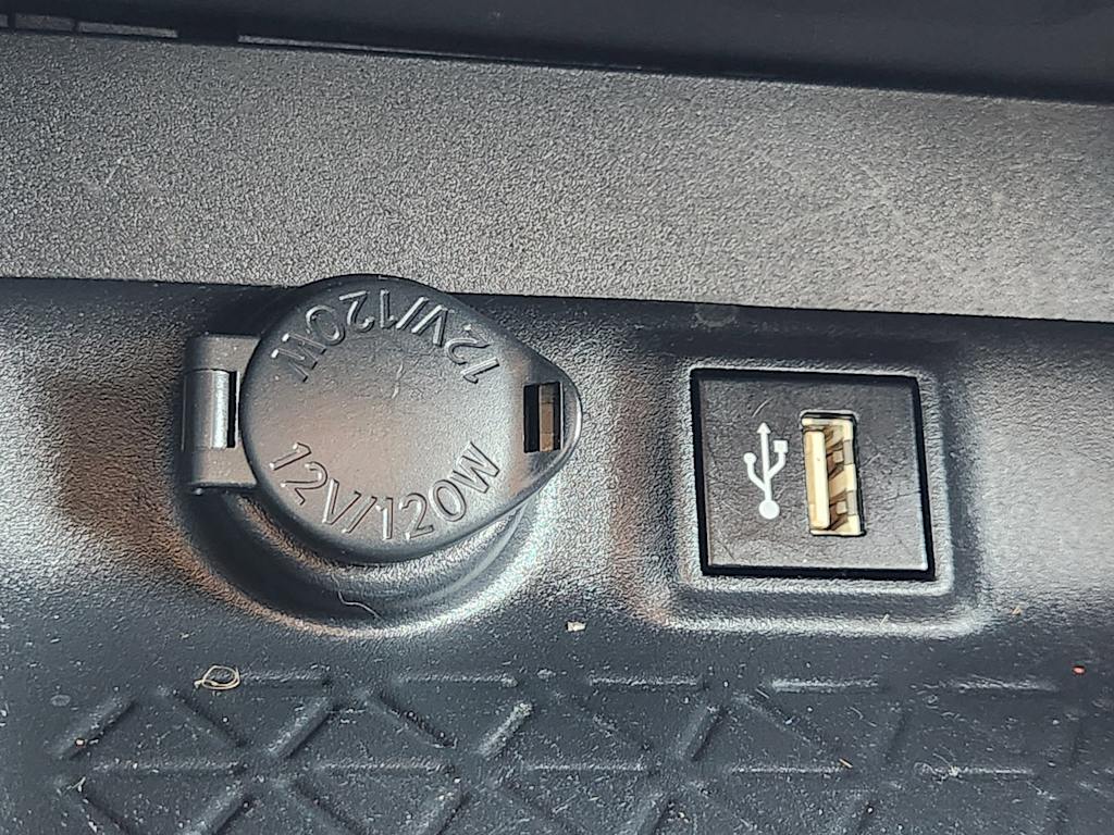 Thumbnail: 2024 Toyota RAV4 - 28