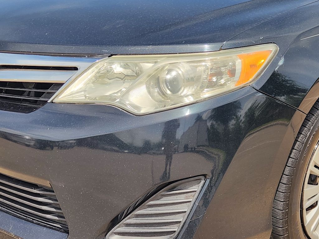 Thumbnail: 2014 Toyota Camry - 23