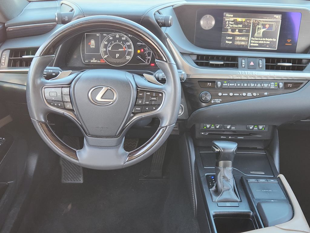 Thumbnail: 2020 Lexus ES - 14