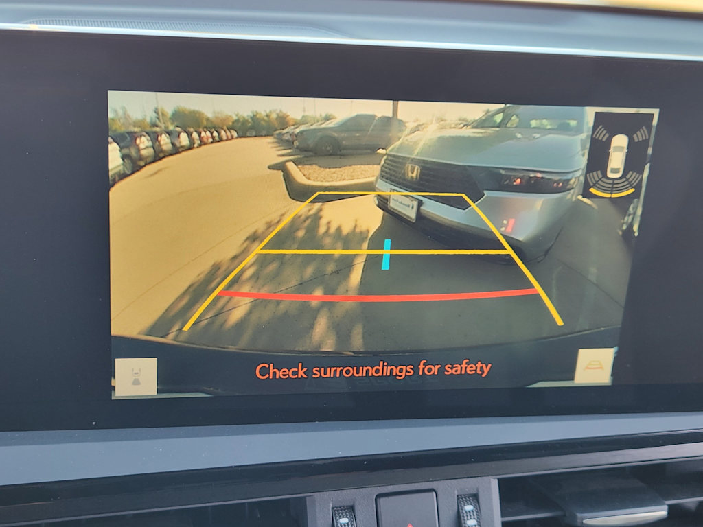 Thumbnail: 2023 Lexus ES - 22