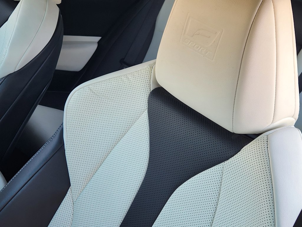 Thumbnail: 2023 Lexus ES - 21