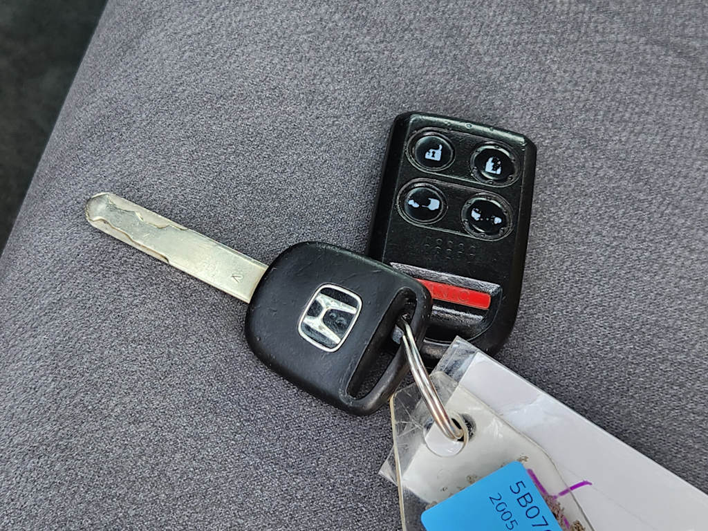 Thumbnail: 2005 Honda Odyssey - 18