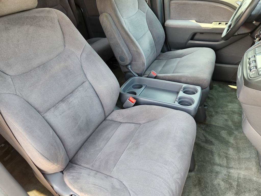 Thumbnail: 2005 Honda Odyssey - 21