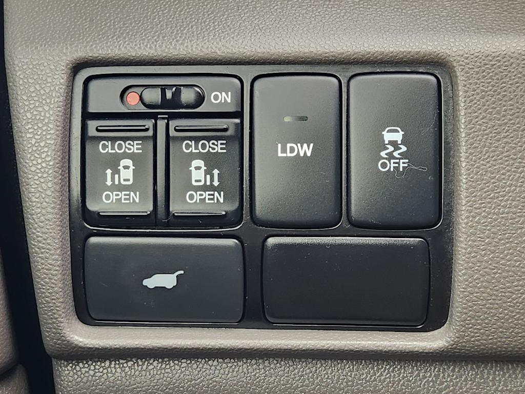 Thumbnail: 2014 Honda Odyssey - 29