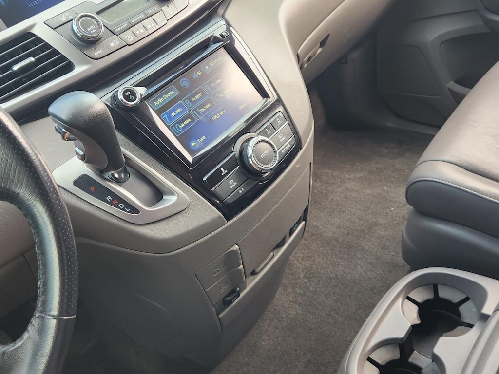 Thumbnail: 2014 Honda Odyssey - 22