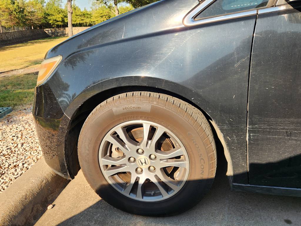 Thumbnail: 2012 Honda Odyssey - 10