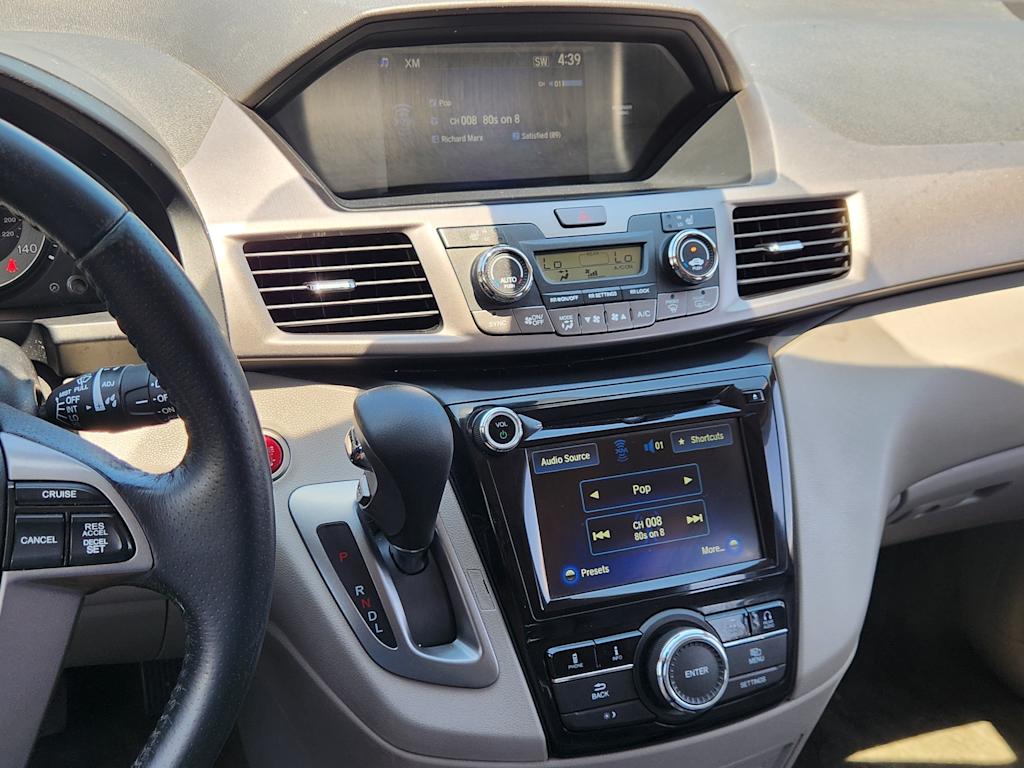 Thumbnail: 2016 Honda Odyssey - 15