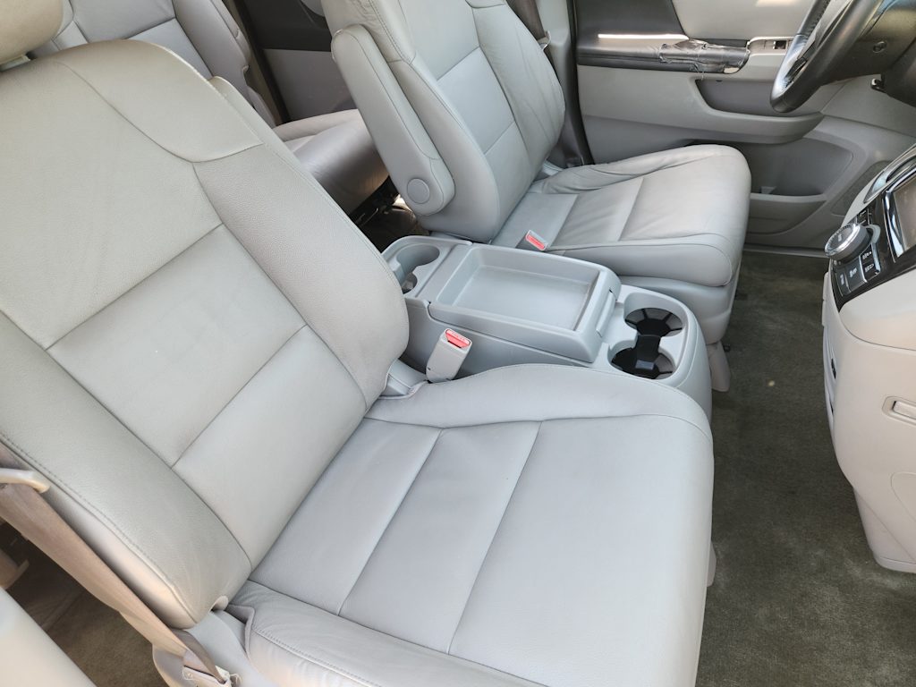 Thumbnail: 2016 Honda Odyssey - 21